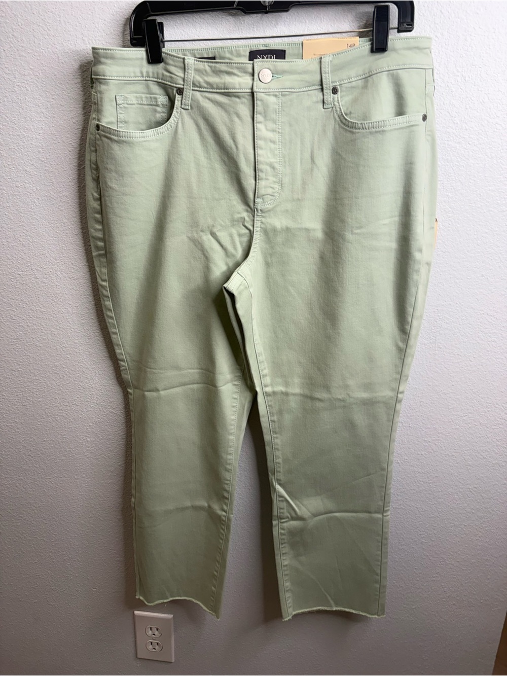NYDJ Size 14 Petite Green Slim Ankle Jeans NWT